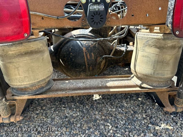 image for item DN0757 1999 Sterling  semi truck