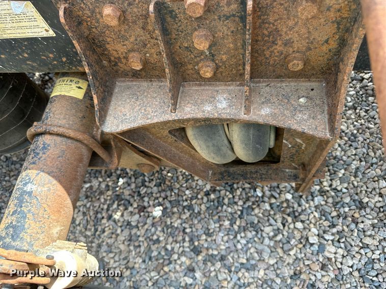 image for item DN0757 1999 Sterling  semi truck