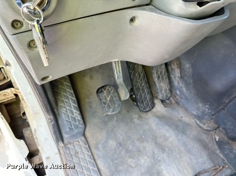 image for item DN0757 1999 Sterling  semi truck