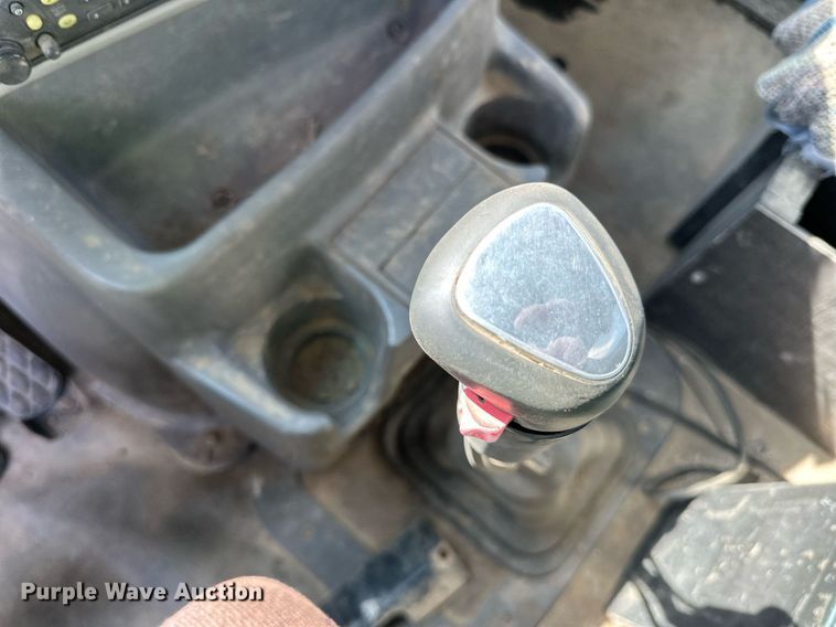 image for item DN0757 1999 Sterling  semi truck