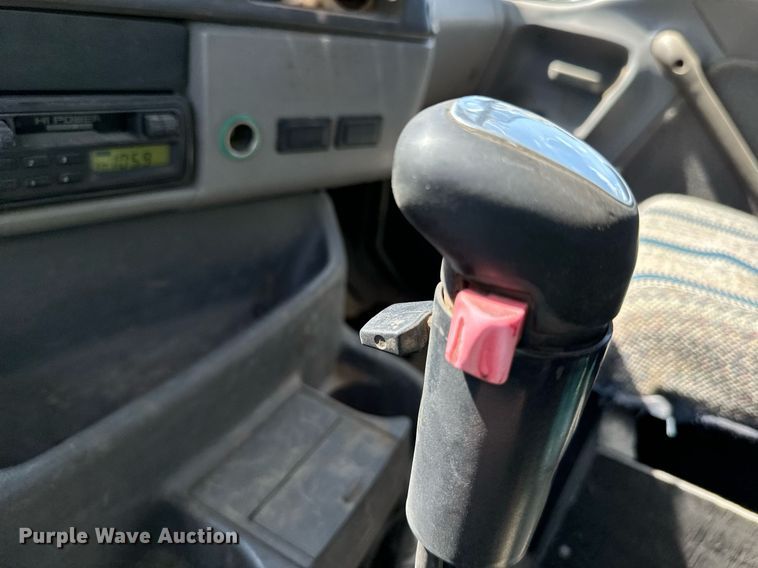 image for item DN0757 1999 Sterling  semi truck