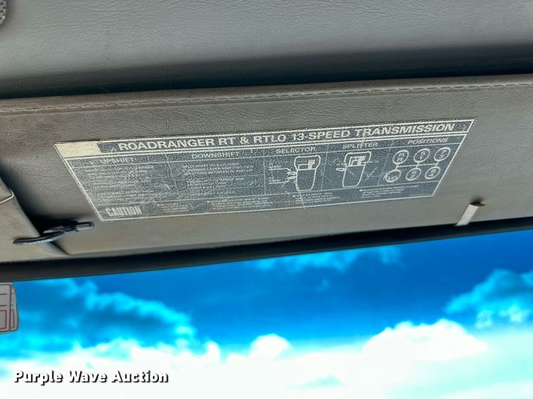 image for item DN0757 1999 Sterling  semi truck