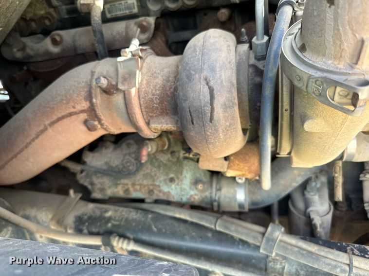 image for item DN0757 1999 Sterling  semi truck