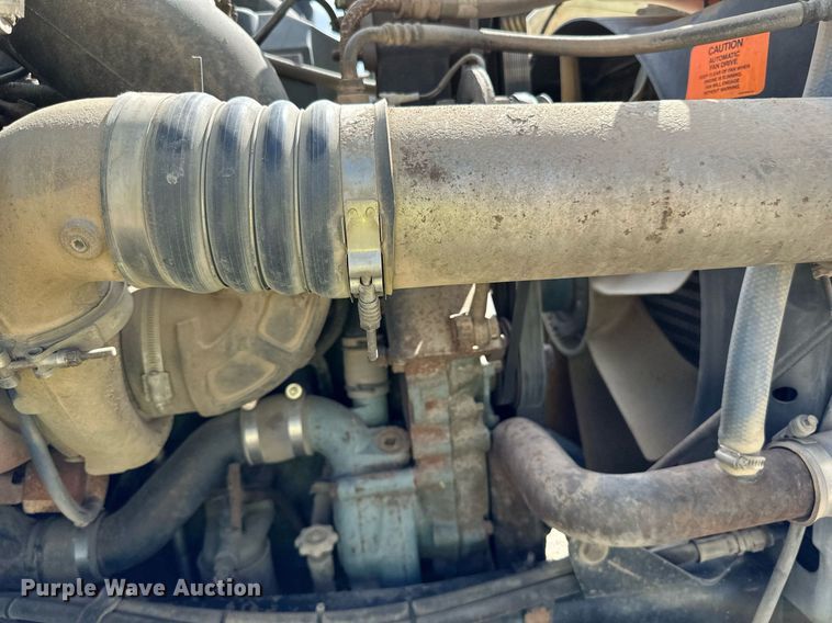 image for item DN0757 1999 Sterling  semi truck