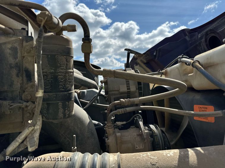 image for item DN0757 1999 Sterling  semi truck