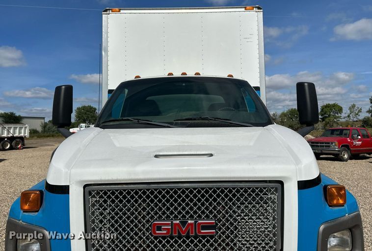 image for item DN0758 2009 GMC C6500 box truck