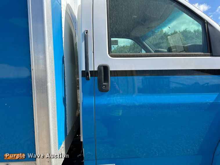 image for item DN0758 2009 GMC C6500 box truck