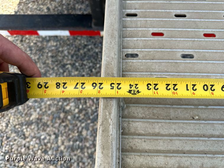 image for item DN0758 2009 GMC C6500 box truck