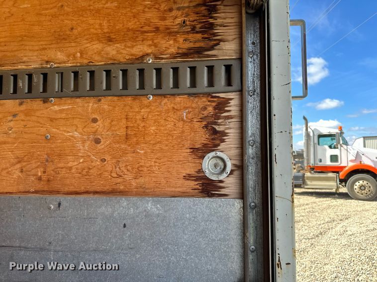 image for item DN0758 2009 GMC C6500 box truck