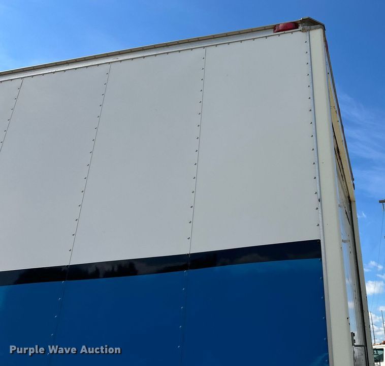 image for item DN0758 2009 GMC C6500 box truck