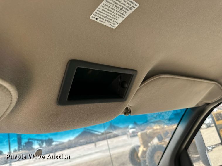 image for item DN0758 2009 GMC C6500 box truck