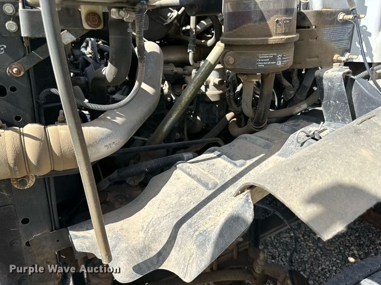 image for item DN0758 2009 GMC C6500 box truck