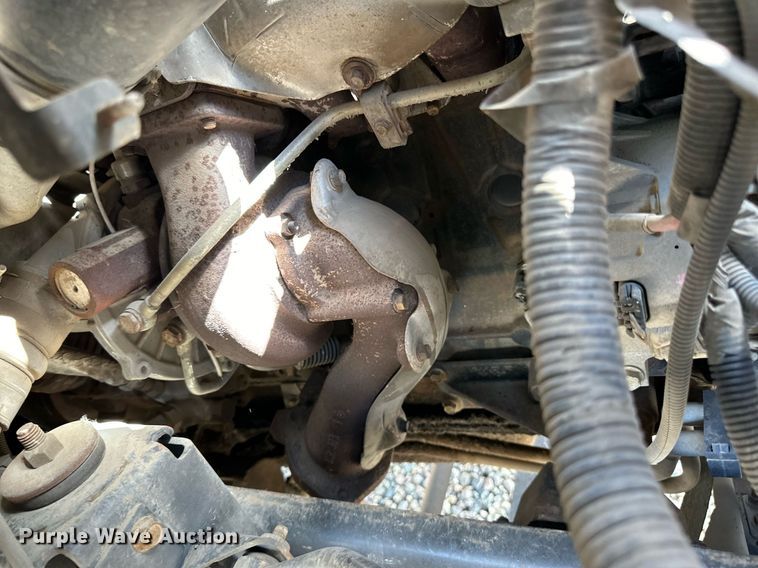 image for item DN0758 2009 GMC C6500 box truck