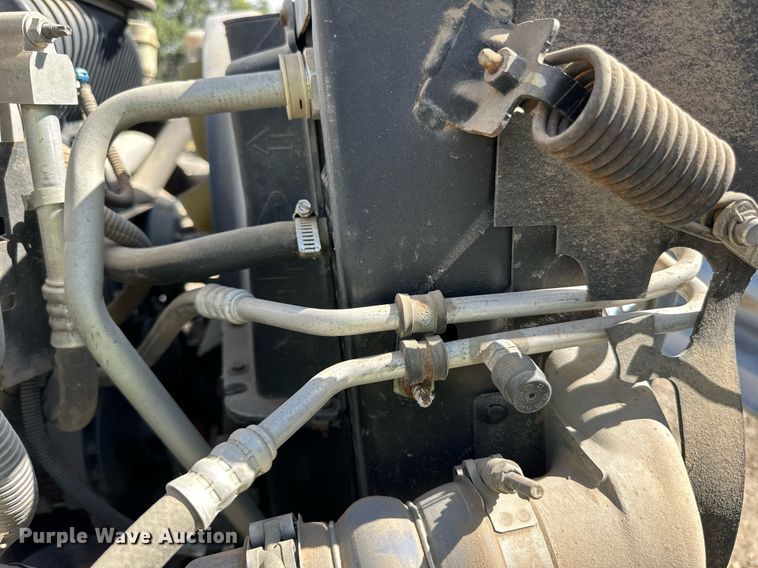 image for item DN0758 2009 GMC C6500 box truck