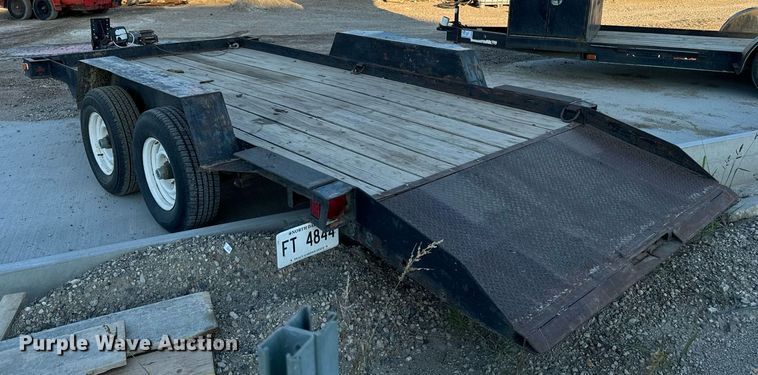 image for item DN0762 1991 Owens tilt deck utility trailer