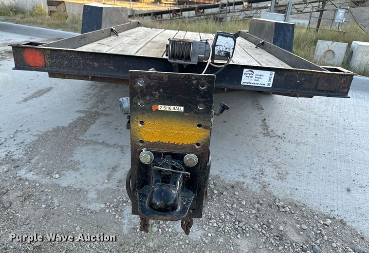 image for item DN0762 1991 Owens tilt deck utility trailer