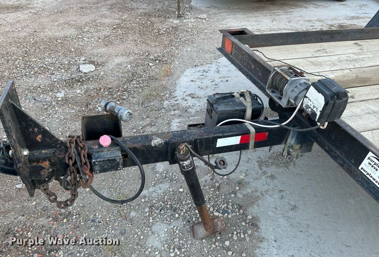 image for item DN0762 1991 Owens tilt deck utility trailer