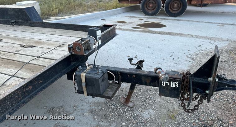 image for item DN0762 1991 Owens tilt deck utility trailer