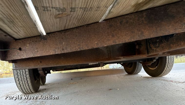 image for item DN0762 1991 Owens tilt deck utility trailer