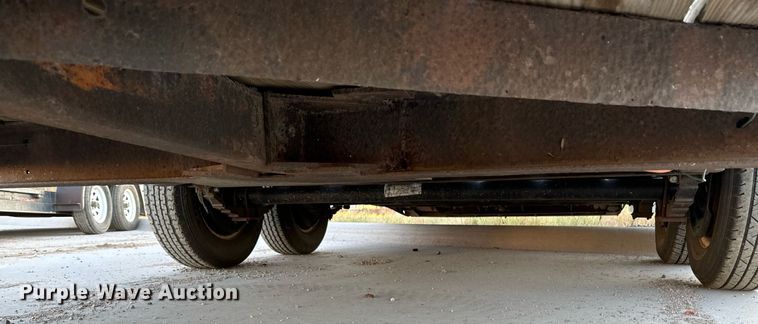 image for item DN0762 1991 Owens tilt deck utility trailer