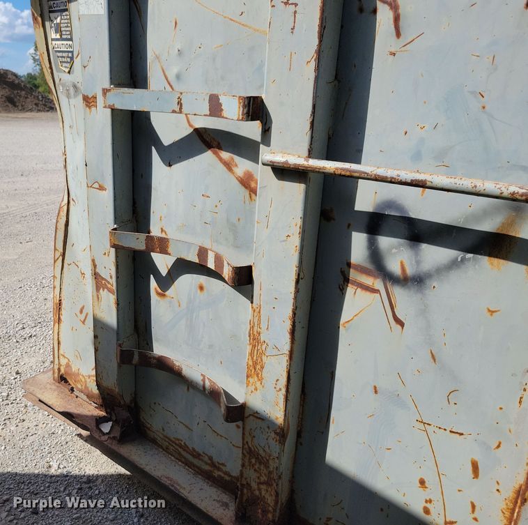 image for item DN3531 Roll-off dumpster