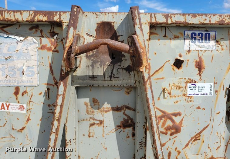 image for item DN3531 Roll-off dumpster