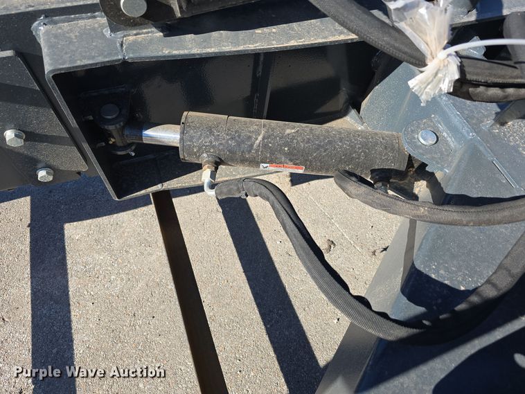 image for item DO5523 2024 Handy HSD96 skid steer dozer blade