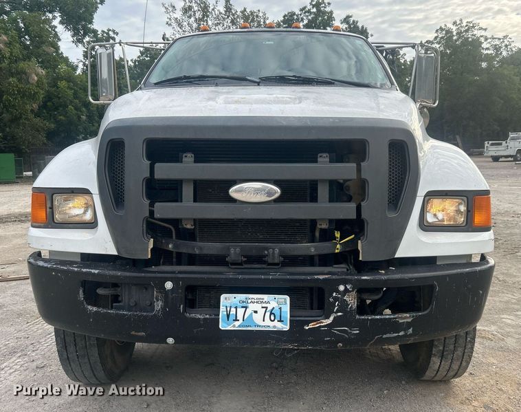 image for item DO7464 2008 Ford F750 Super Duty dump truck