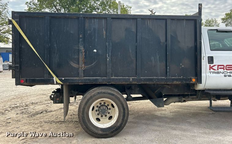 image for item DO7464 2008 Ford F750 Super Duty dump truck