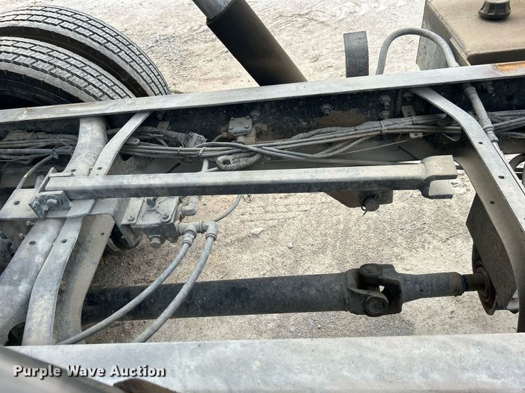 image for item DO7464 2008 Ford F750 Super Duty dump truck