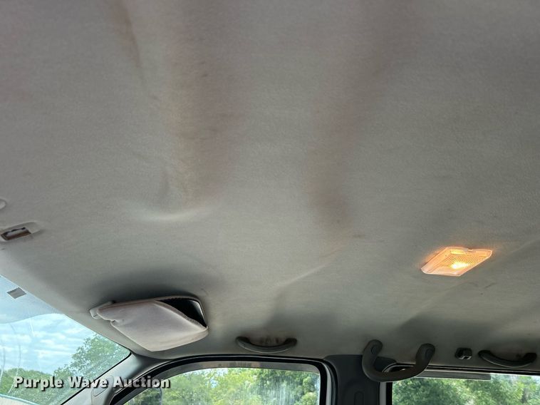 image for item DO7464 2008 Ford F750 Super Duty dump truck