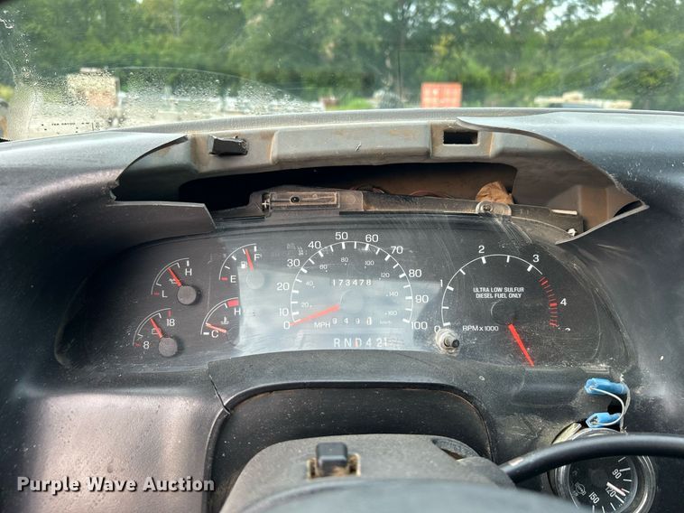 image for item DO7464 2008 Ford F750 Super Duty dump truck