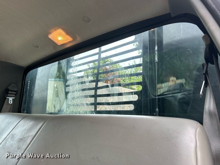 image for item DO7464 2008 Ford F750 Super Duty dump truck