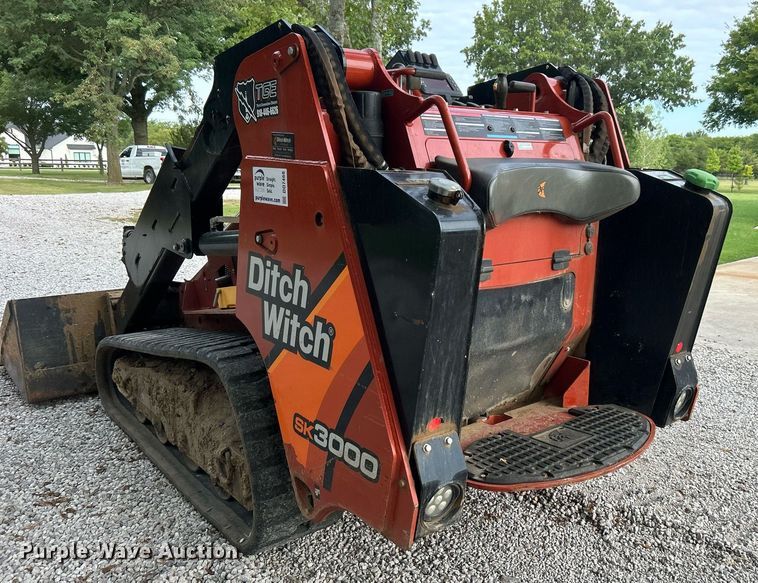 image for item DO7468 2021 Ditch Witch SK3000 compact utility loader