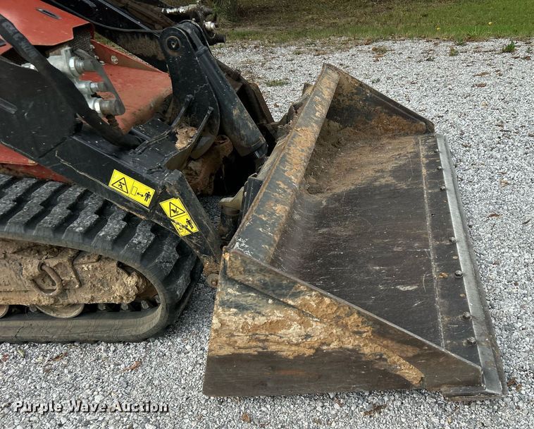 image for item DO7468 2021 Ditch Witch SK3000 compact utility loader