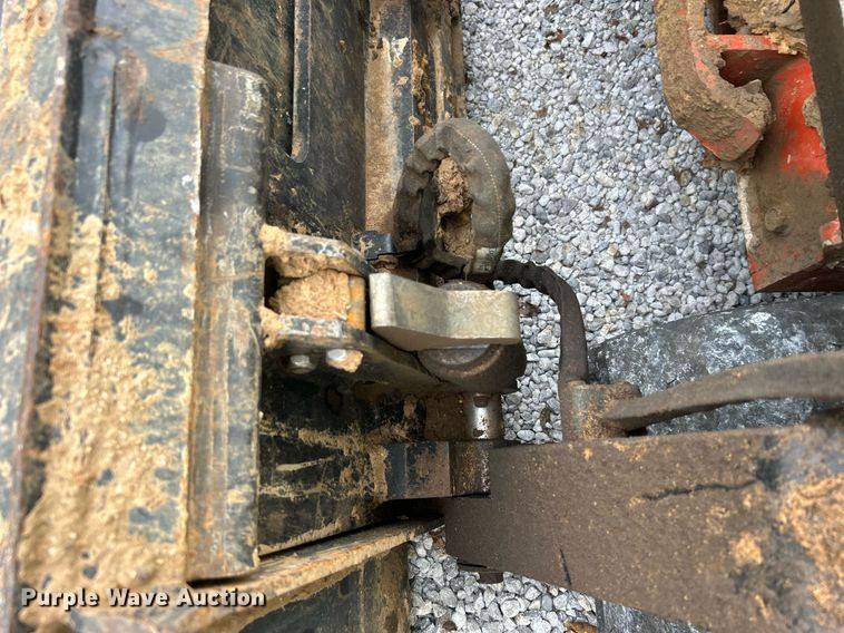 image for item DO7468 2021 Ditch Witch SK3000 compact utility loader