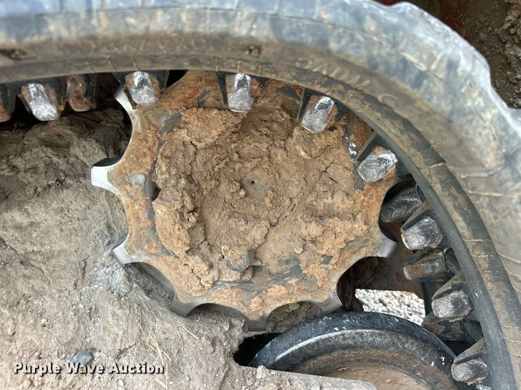 image for item DO7468 2021 Ditch Witch SK3000 compact utility loader