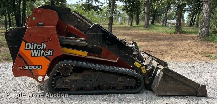 image for item DO7469 2020 Ditch Witch SK3000 compact utility loader
