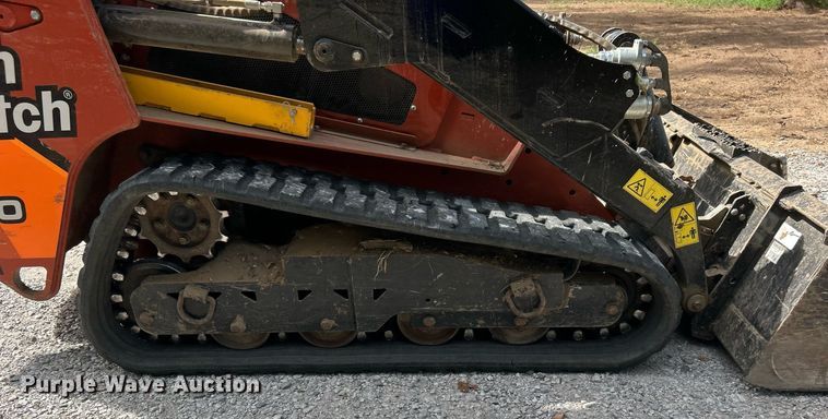 image for item DO7469 2020 Ditch Witch SK3000 compact utility loader