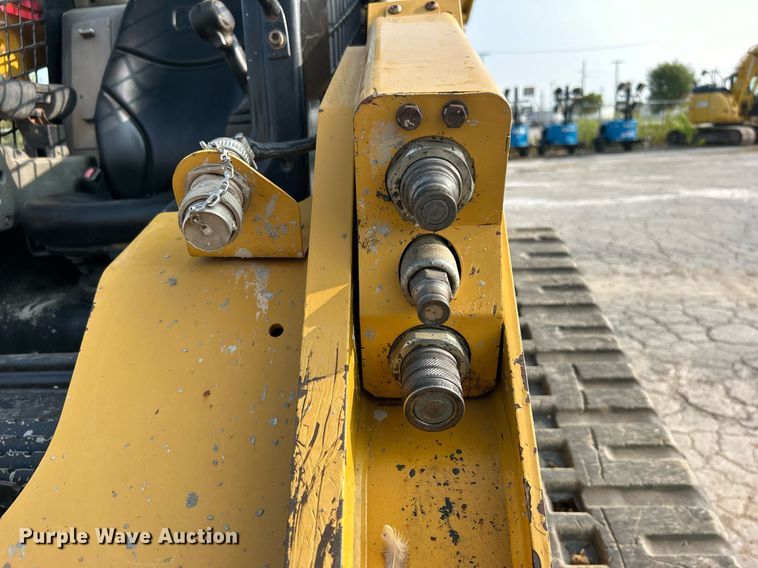 image for item DO7473 2016 Caterpillar  289D tracked skid steer loader