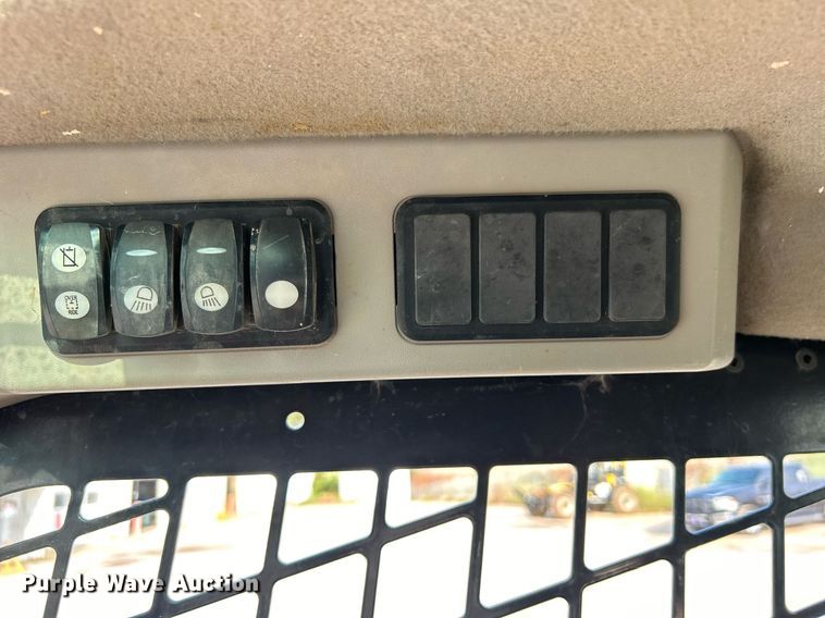 image for item DO7473 2016 Caterpillar  289D tracked skid steer loader