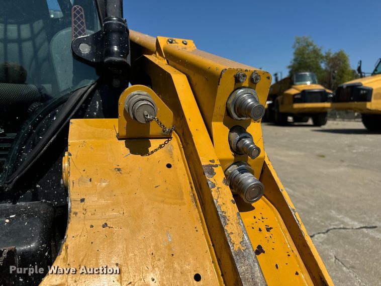 image for item DP6720 2020 Caterpillar  299D3 tracked skid steer loader