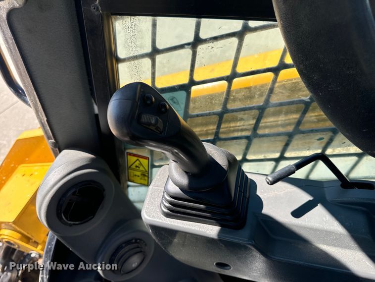 image for item DP6720 2020 Caterpillar  299D3 tracked skid steer loader