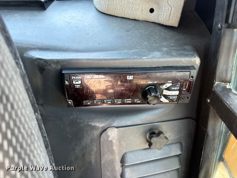 image for item DP6720 2020 Caterpillar  299D3 tracked skid steer loader