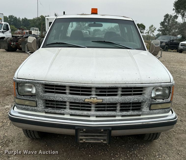 image for item DP8455 1998 Chevrolet C3500 Crew Cab pickup truck