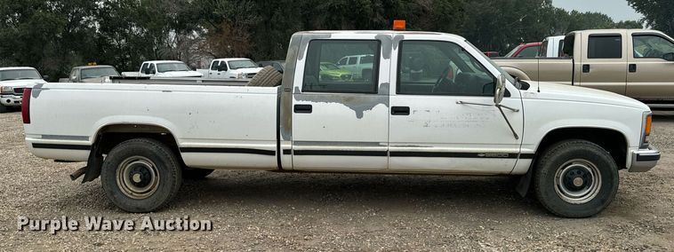 image for item DP8455 1998 Chevrolet C3500 Crew Cab pickup truck
