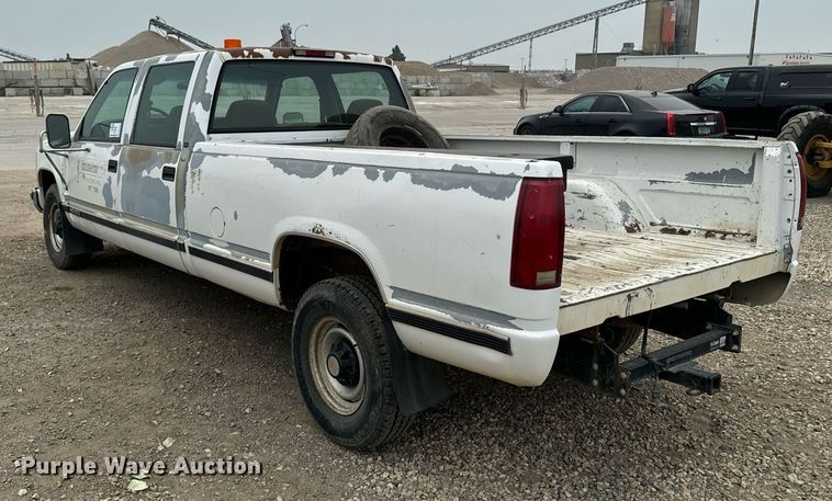 image for item DP8455 1998 Chevrolet C3500 Crew Cab pickup truck