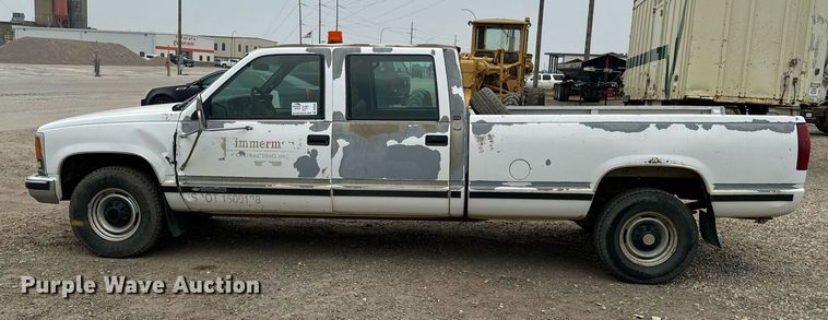 image for item DP8455 1998 Chevrolet C3500 Crew Cab pickup truck