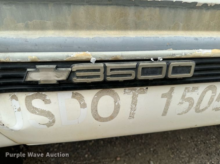 image for item DP8455 1998 Chevrolet C3500 Crew Cab pickup truck
