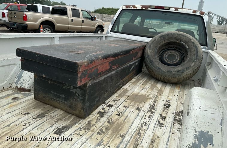 image for item DP8455 1998 Chevrolet C3500 Crew Cab pickup truck